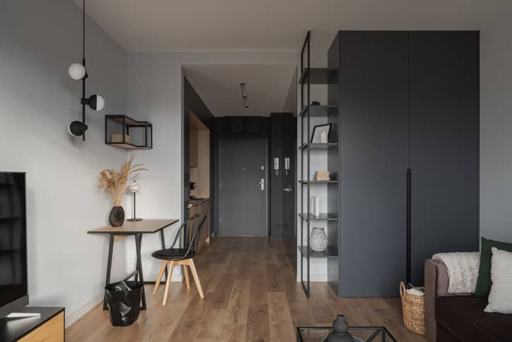 Quelle couleur de peinture associer avec le gris ?